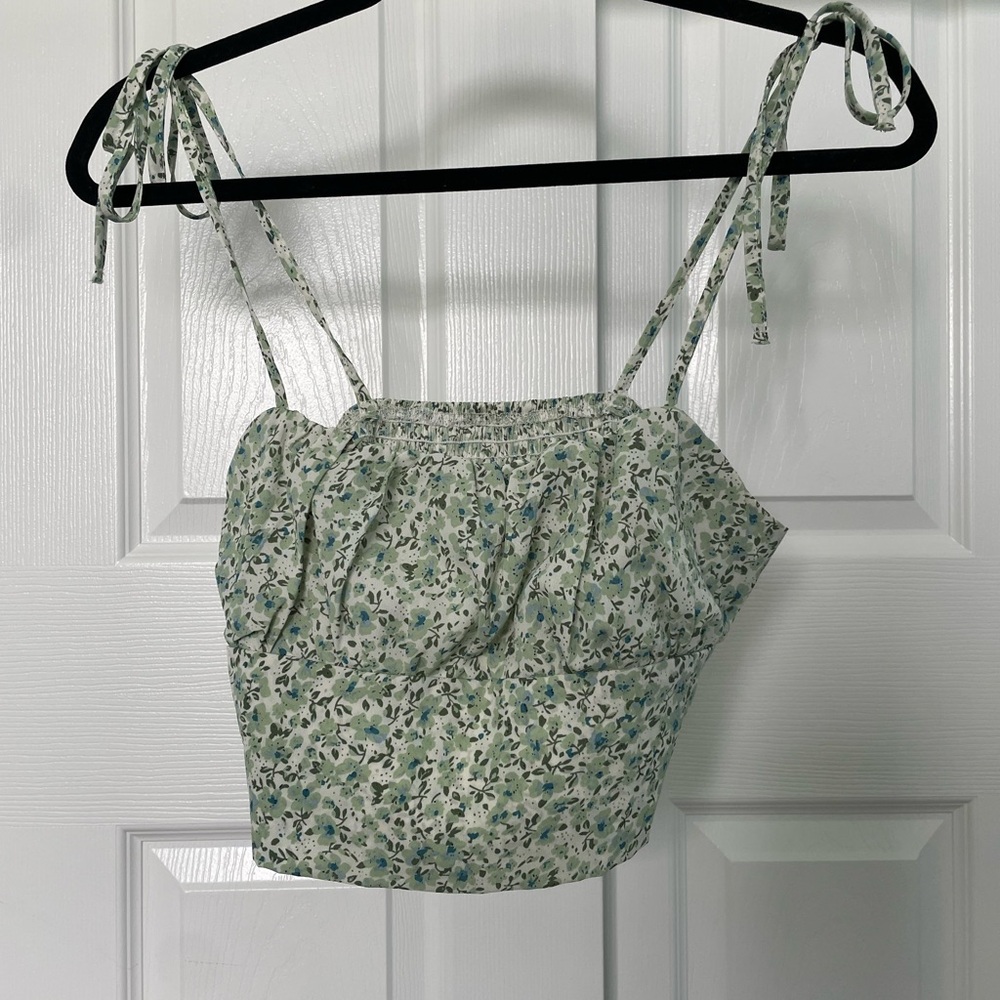 Green tank top from SHEIN in women’s size extra small
